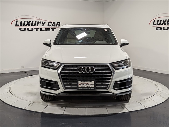 2017 Audi Q7 Premium Plus's photo