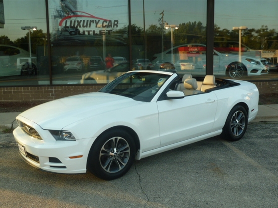 2013 FORD Mustang Premium RWD