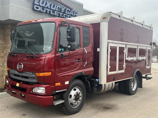 2012 NISSAN UD2300 Diesel RWD