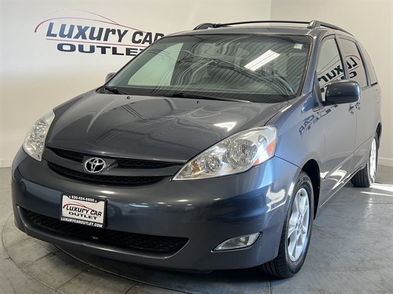 2006 TOYOTA Sienna XLE FWD